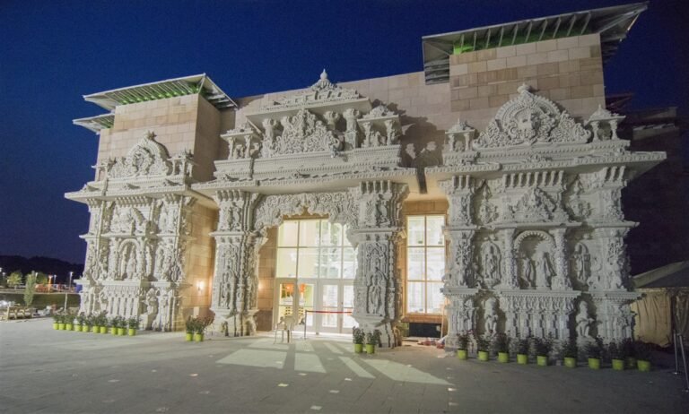 BAPS Robbinsville Mandir   Exterior 768x462