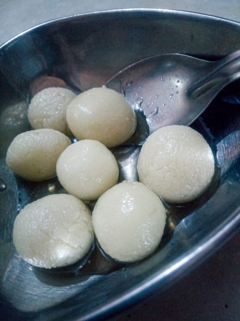 Bengali sweets rasgulla 1 scaled 768x1024