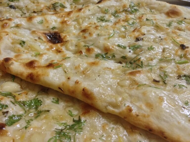 Butter Garlic Naan 2 768x576
