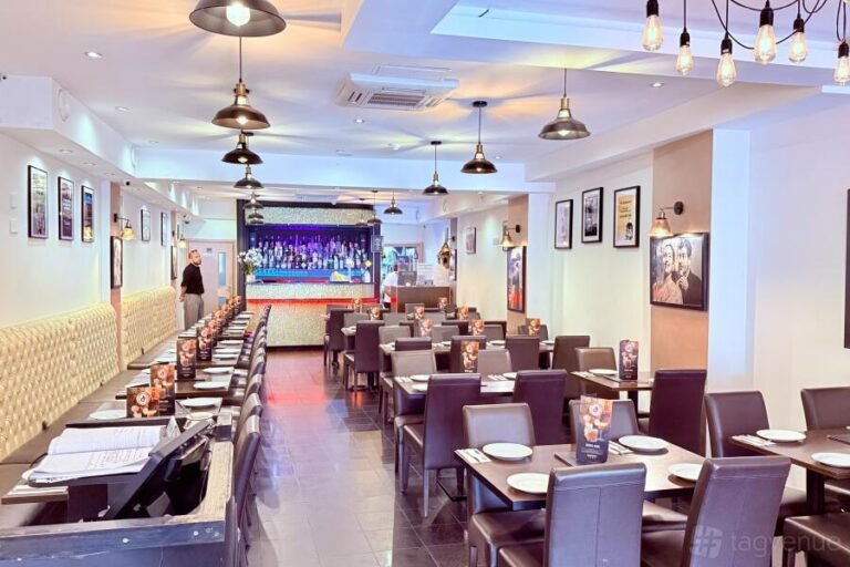 fit 900 60075586 whole venue room nDy017Od 768x512